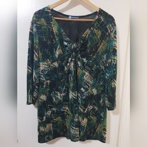 💕 3/$15 Penningtons Textured Tunic Top Green Print Neck Detail 2X